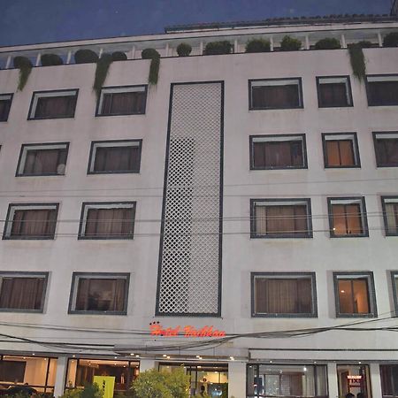Hotel Vaibhav Варанаси Экстерьер фото